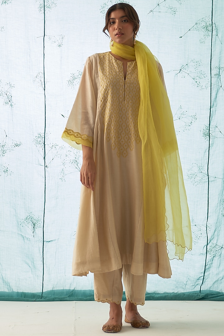 Ivory Chanderi Handwork & Embroidered Kurta Set by JANKI INDIA at Pernia's Pop Up Shop