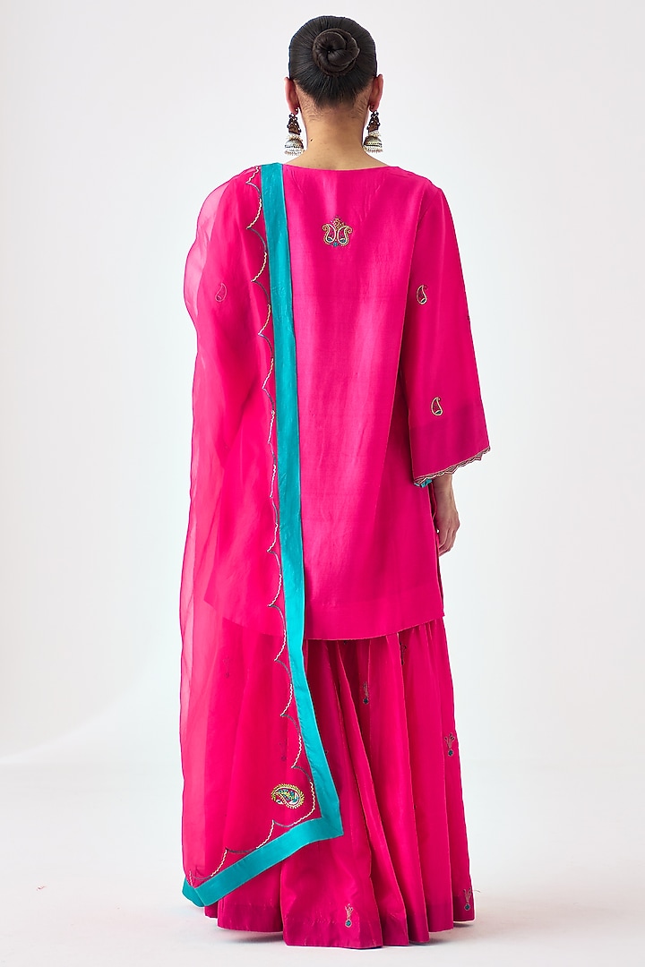 Fuchsia Dupion Silk Embroidered Kurta Set by JANKI INDIA at Pernia's Pop Up Shop