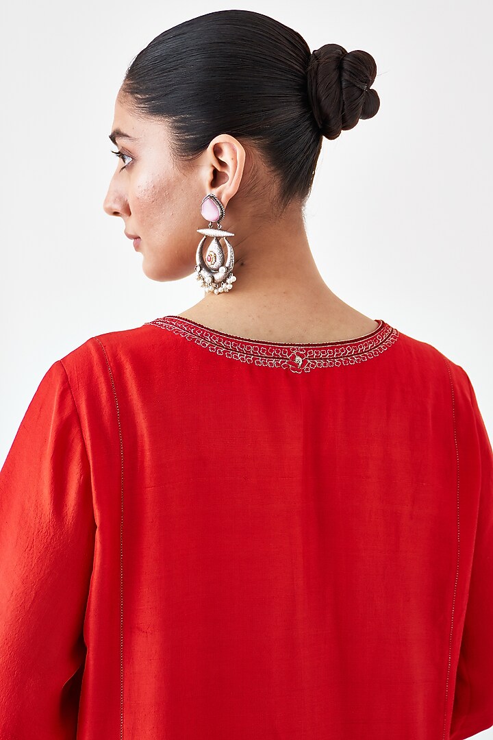 Red Dupion Silk Embroidered Kurta Set by JANKI INDIA at Pernia's Pop Up Shop