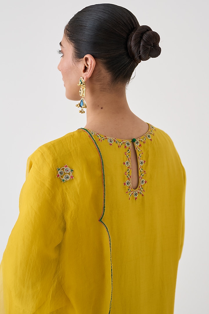 Yellow Dupion Silk Embroidered Kurta Set by JANKI INDIA at Pernia's Pop Up Shop