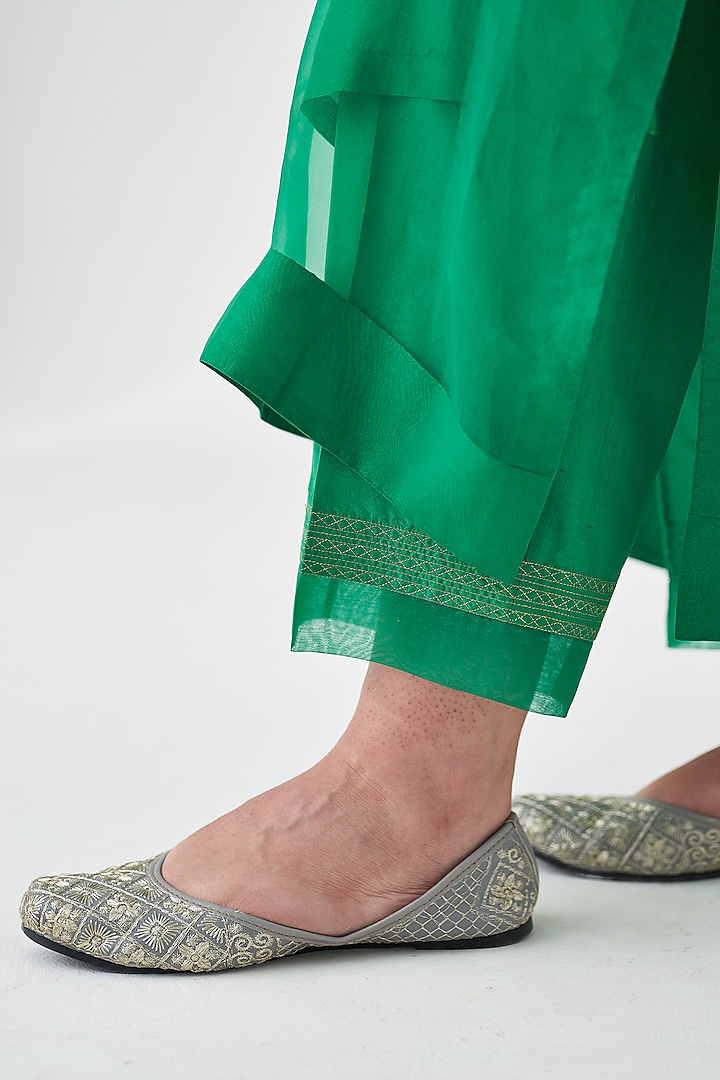 Green Dupion Silk Embroidered Kaftan Set by JANKI INDIA at Pernia's Pop Up Shop