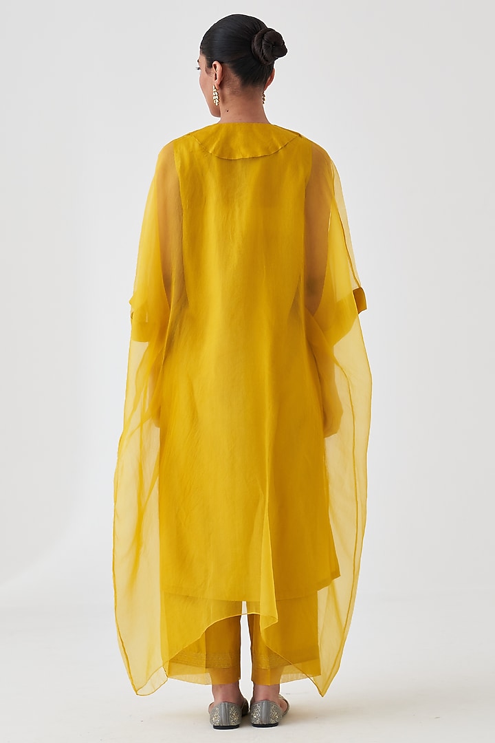 Yellow Dupion Silk Embroidered Kaftan Set by JANKI INDIA at Pernia's Pop Up Shop