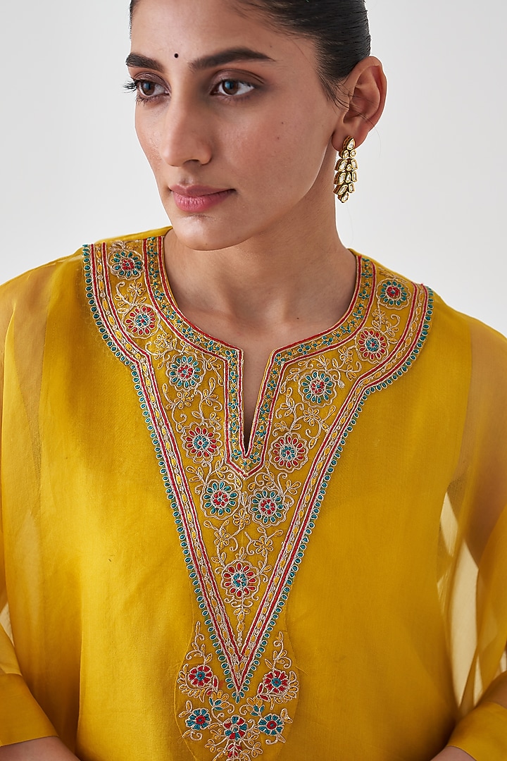Yellow Dupion Silk Embroidered Kaftan Set by JANKI INDIA at Pernia's Pop Up Shop