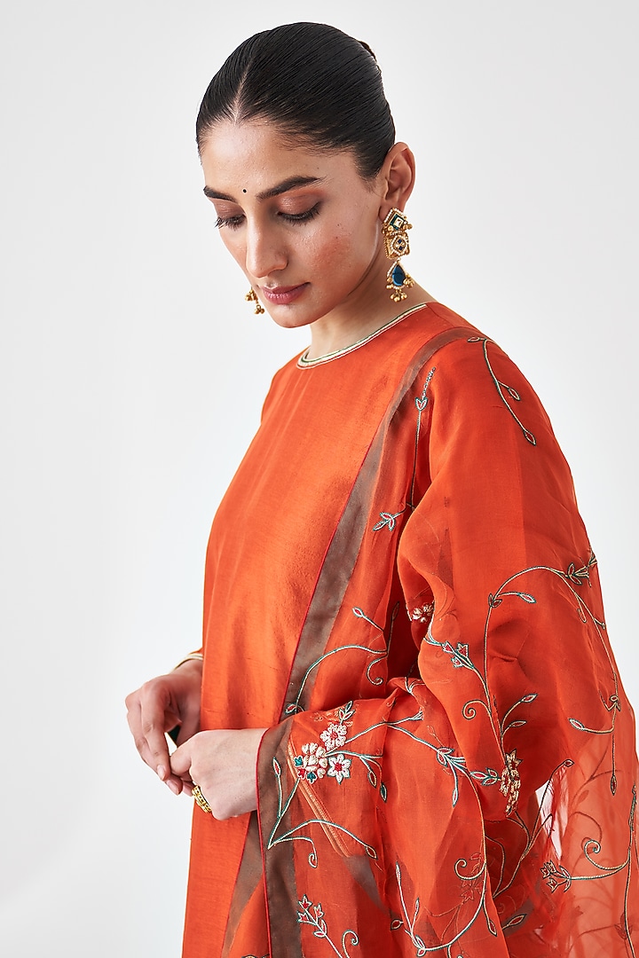 Rust Organza Jaal Embroidered Dupatta by JANKI INDIA at Pernia's Pop Up Shop