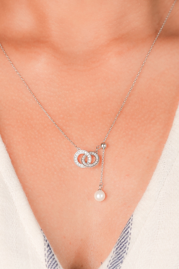 White Finish Zircon & Shell Pearl Interlinked Pendant Necklace In Sterling Silver by Johori