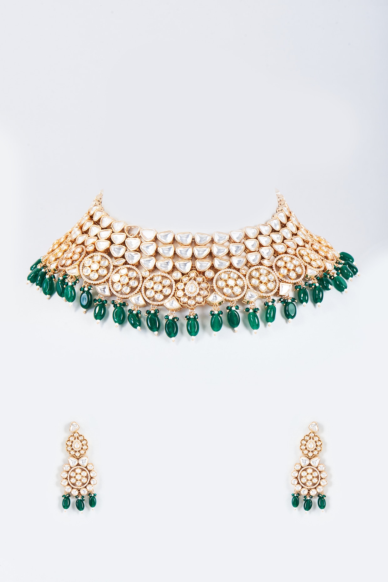 Gold Finish Kundan Polki & Green Stone Choker Necklace Set Design