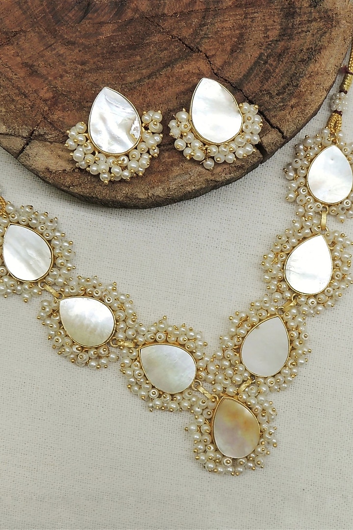 Gold Finish Mother Of Pearls Paan Shaped Necklace Set by Johori at Pernia's Pop Up Shop