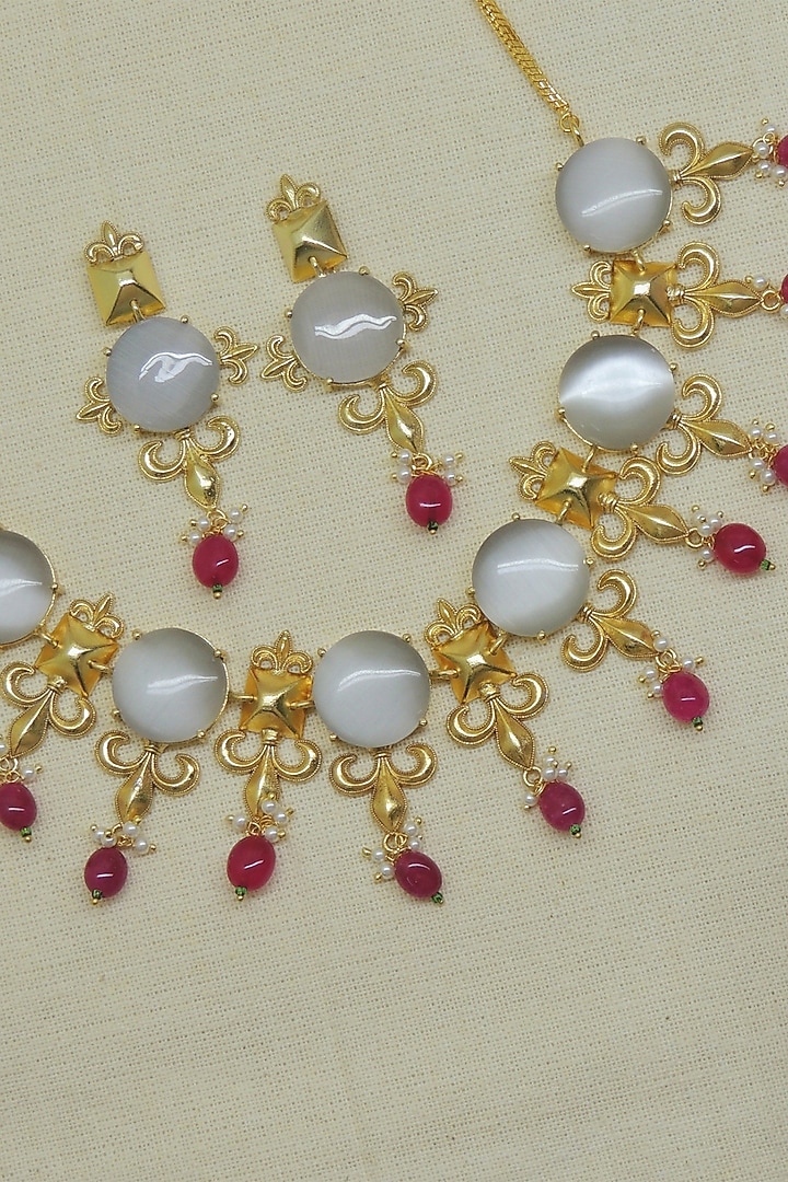 Gold Finish Ruby Mani & Synthetic Stone Necklace Set by Johori at Pernia's Pop Up Shop
