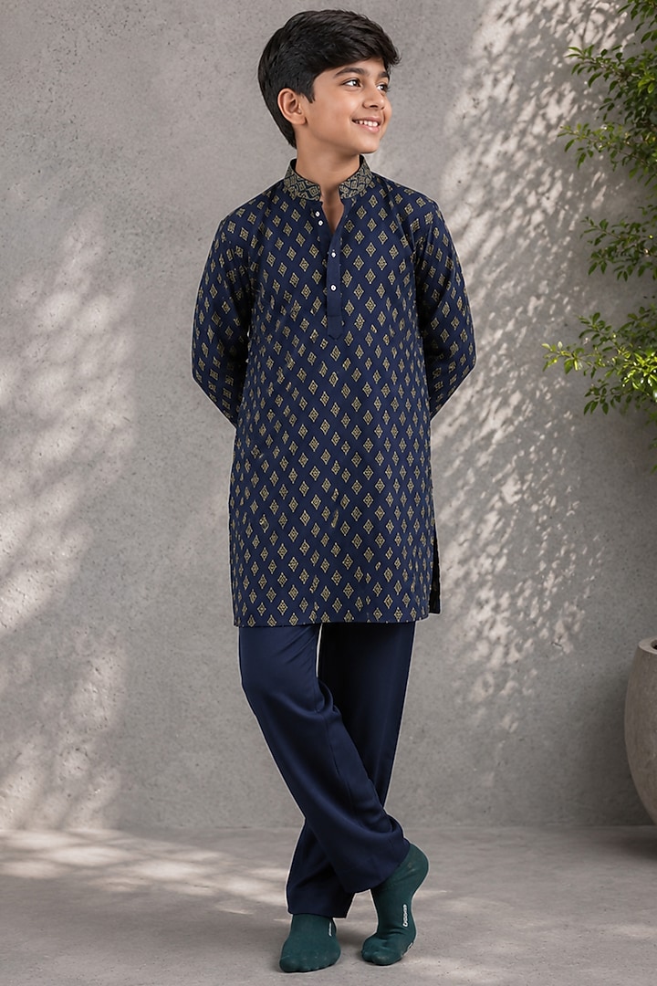 Blue Cotton Silk Embroidered Kurta Set For Boys by Jorah Kids at Pernia's Pop Up Shop