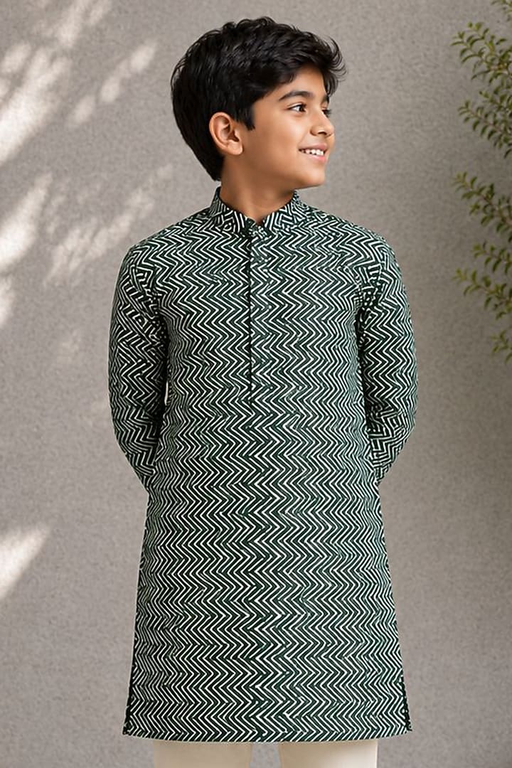 Green Silk Printed Kurta Set For Boys by Jorah Kids at Pernia's Pop Up Shop