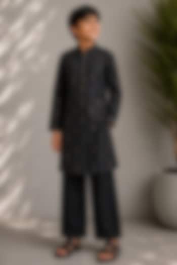 Black Cotton Silk Embroidered Kurta Set For Boys by Jorah Kids at Pernia's Pop Up Shop