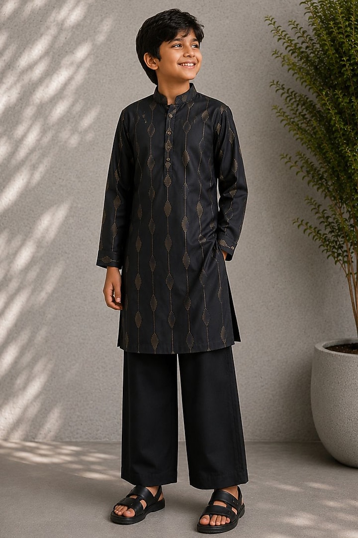 Black Cotton Silk Embroidered Kurta Set For Boys by Jorah Kids at Pernia's Pop Up Shop