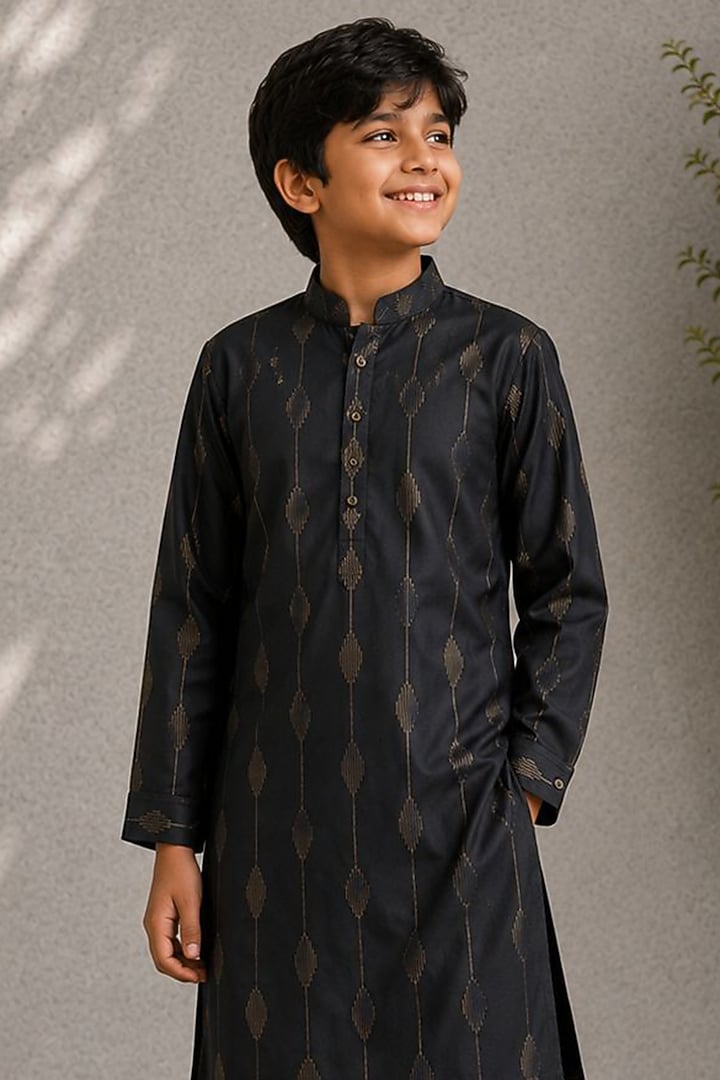 Black Cotton Silk Embroidered Kurta Set For Boys by Jorah Kids at Pernia's Pop Up Shop