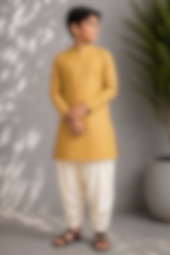 Mustard Silk Printed Kurta Set For Boys by Jorah Kids at Pernia's Pop Up Shop