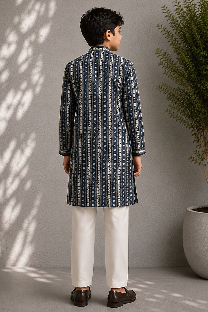 Grey Silk Bandhani Printed Kurta Set For Boys by Jorah Kids at Pernia's Pop Up Shop