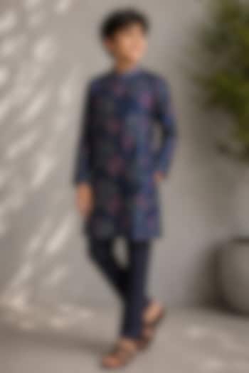Blue Cotton Silk Embroidered Kurta Set For Boys by Jorah Kids at Pernia's Pop Up Shop