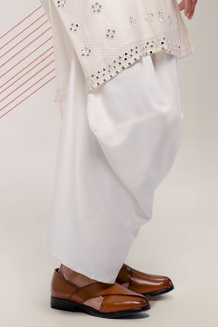 Ivory Chanderi Mirror Work Kurta Set by JORAH MEN at Pernia's Pop Up Shop
