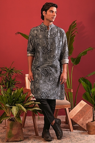 Black-Blue Chanderi Abstract Printed Kurta Set by JORAH MEN