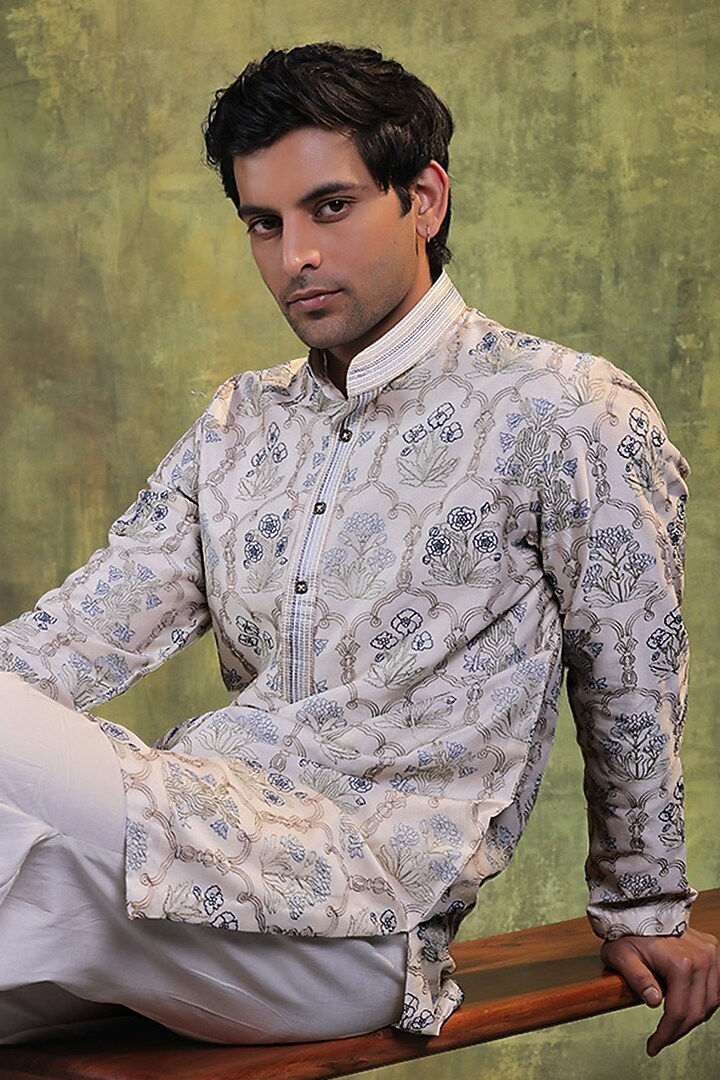 Ivory Chanderi Silk Thread Embroidered Kurta Set by JORAH MEN at Pernia's Pop Up Shop