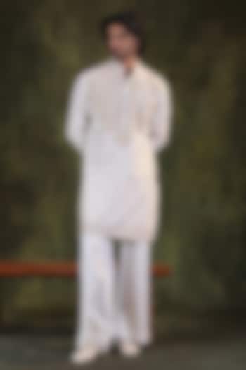 Ivory Chanderi Silk Thread Embroidered Kurta Set by JORAH MEN at Pernia's Pop Up Shop