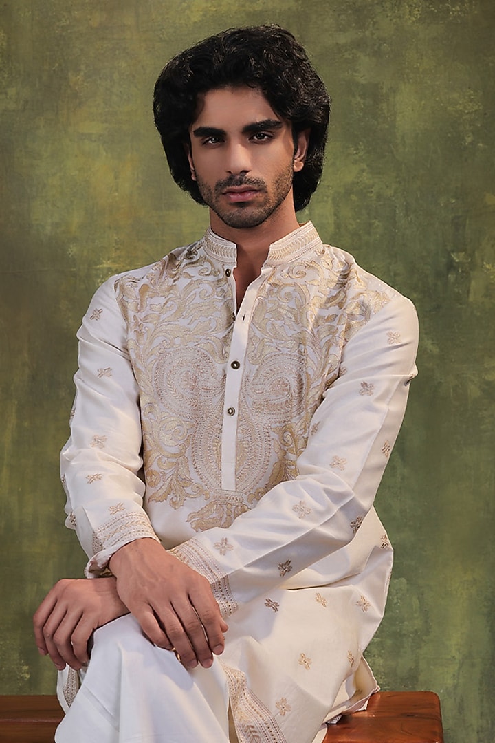 Ivory Chanderi Silk Thread Embroidered Kurta Set by JORAH MEN at Pernia's Pop Up Shop