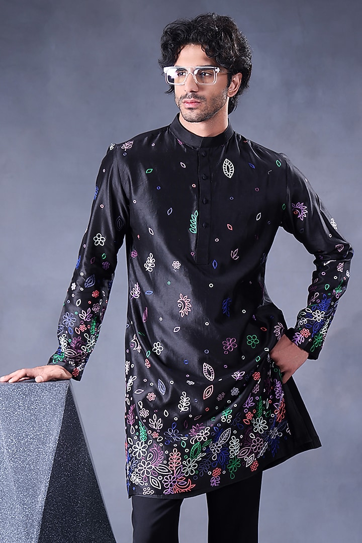 Black Pure Chanderi Silk Thread Embroidered Kurta Set by JORAH MEN at Pernia's Pop Up Shop