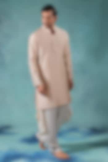 Peach Pure Chanderi Silk Thread Embroidered Kurta Set by JORAH MEN at Pernia's Pop Up Shop