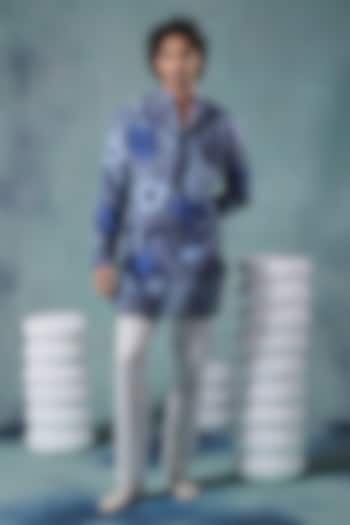 Blue Mul Chanderi Printed Kurta Set by JORAH MEN at Pernia's Pop Up Shop
