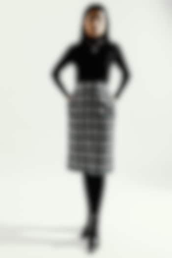 Black & White Checkered Pencil Skirt by Joskai Studio
