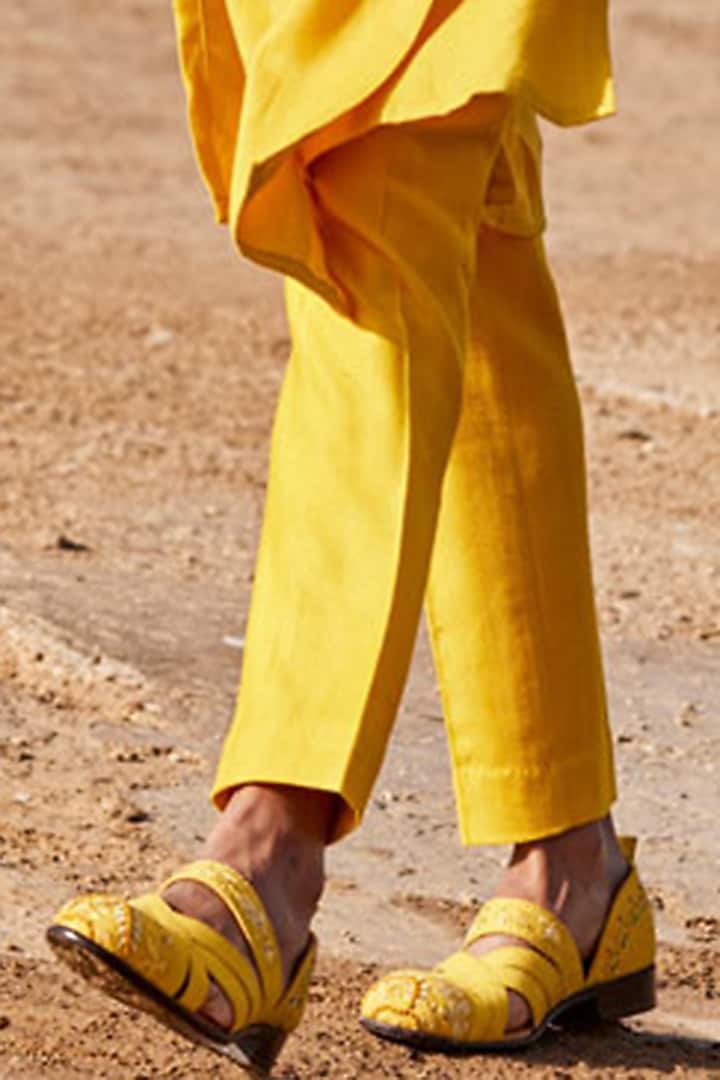 Yellow Silk Floral & Thread Embroidered Bundi Jacket Set by Sarab Khanijou at Pernia's Pop Up Shop