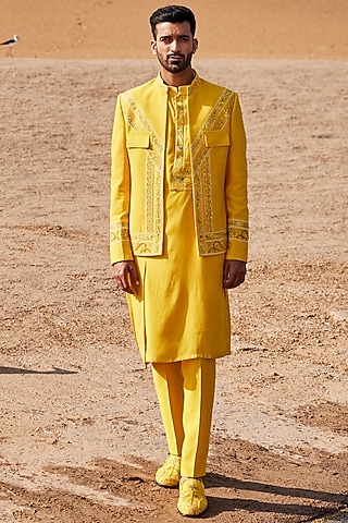 Yellow Silk Thread Embroidered Indowestern Set by Sarab Khanijou