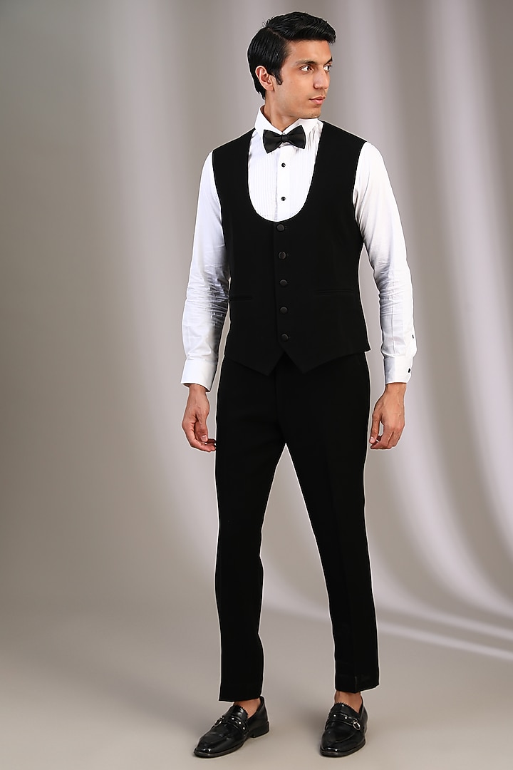 Black Velvet Pearl Embroidered Tuxedo Set by Sarab Khanijou at Pernia's Pop Up Shop