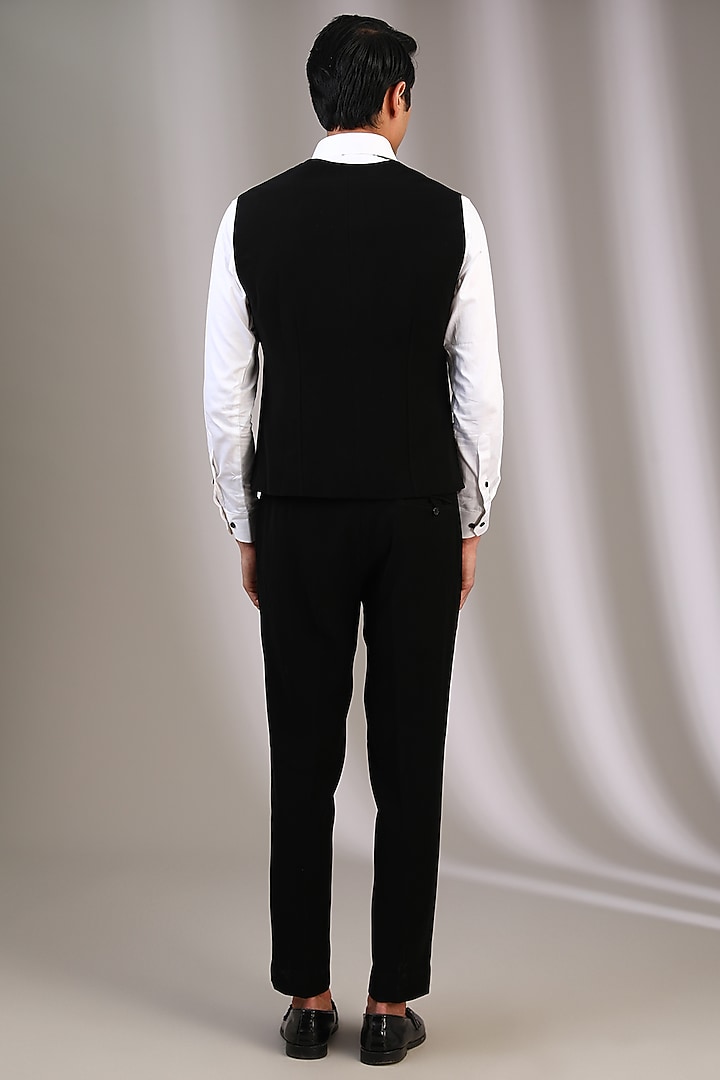 Black Velvet Pearl Embroidered Tuxedo Set by Sarab Khanijou at Pernia's Pop Up Shop