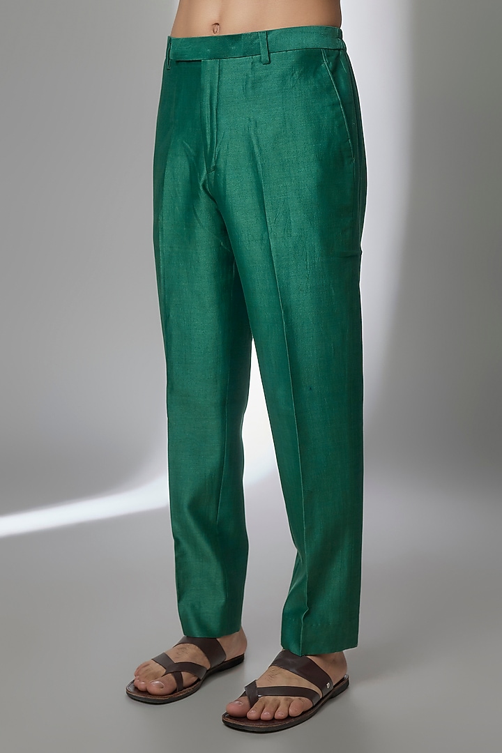 Forest Green Chanderi Silk Kurta Set by Sarab Khanijou at Pernia's Pop Up Shop