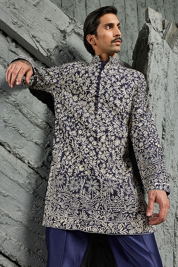 Blue Chanderi Silk Thread Embroidered Kurta Set by Sarab Khanijou at Pernia's Pop Up Shop