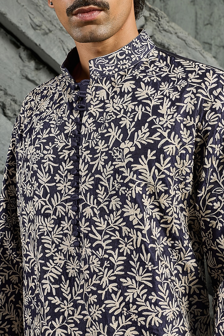 Blue Chanderi Silk Thread Embroidered Kurta Set by Sarab Khanijou at Pernia's Pop Up Shop