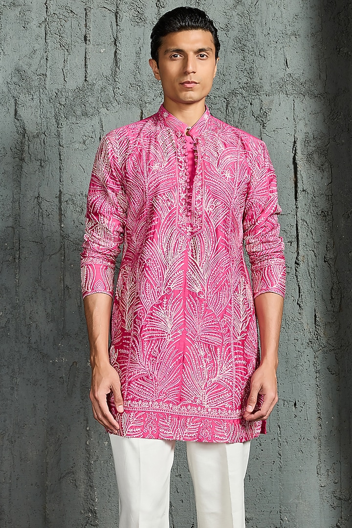Pink Chanderi Silk Cutdana Embroidered Kurta Set by Sarab Khanijou at Pernia's Pop Up Shop