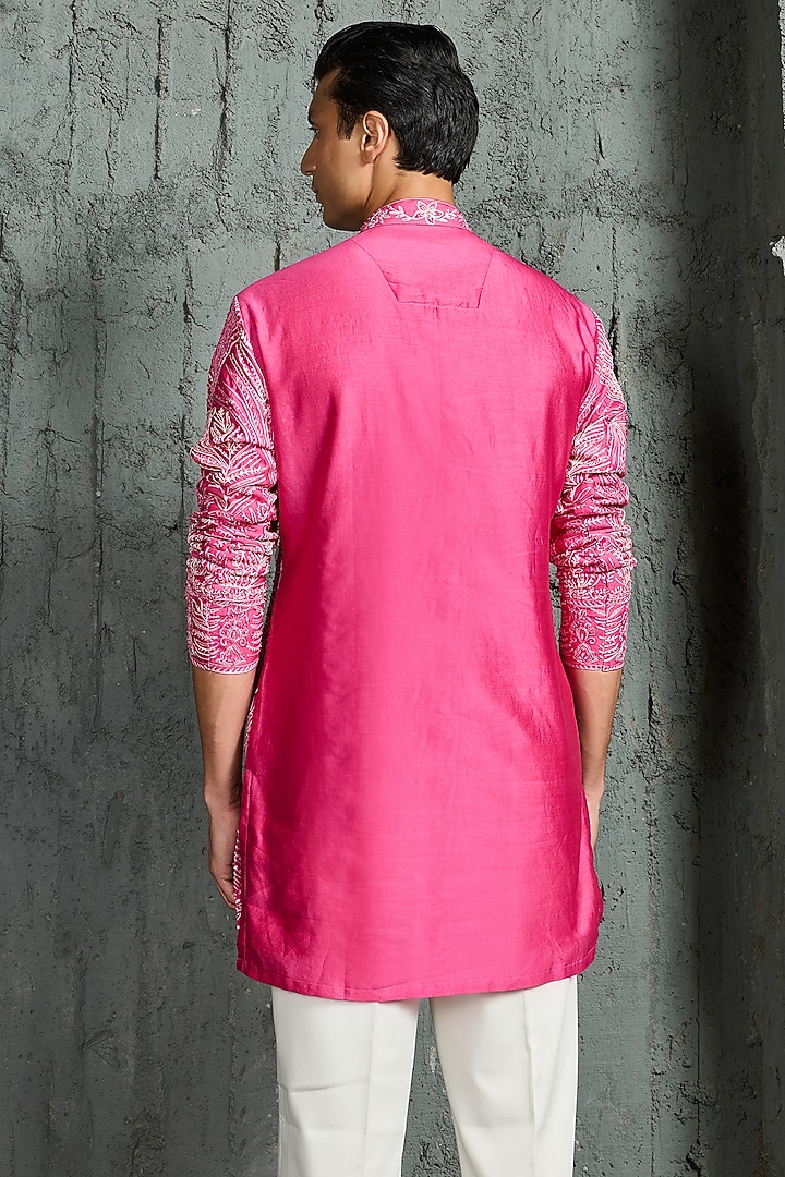 Pink Chanderi Silk Cutdana Embroidered Kurta Set by Sarab Khanijou at Pernia's Pop Up Shop