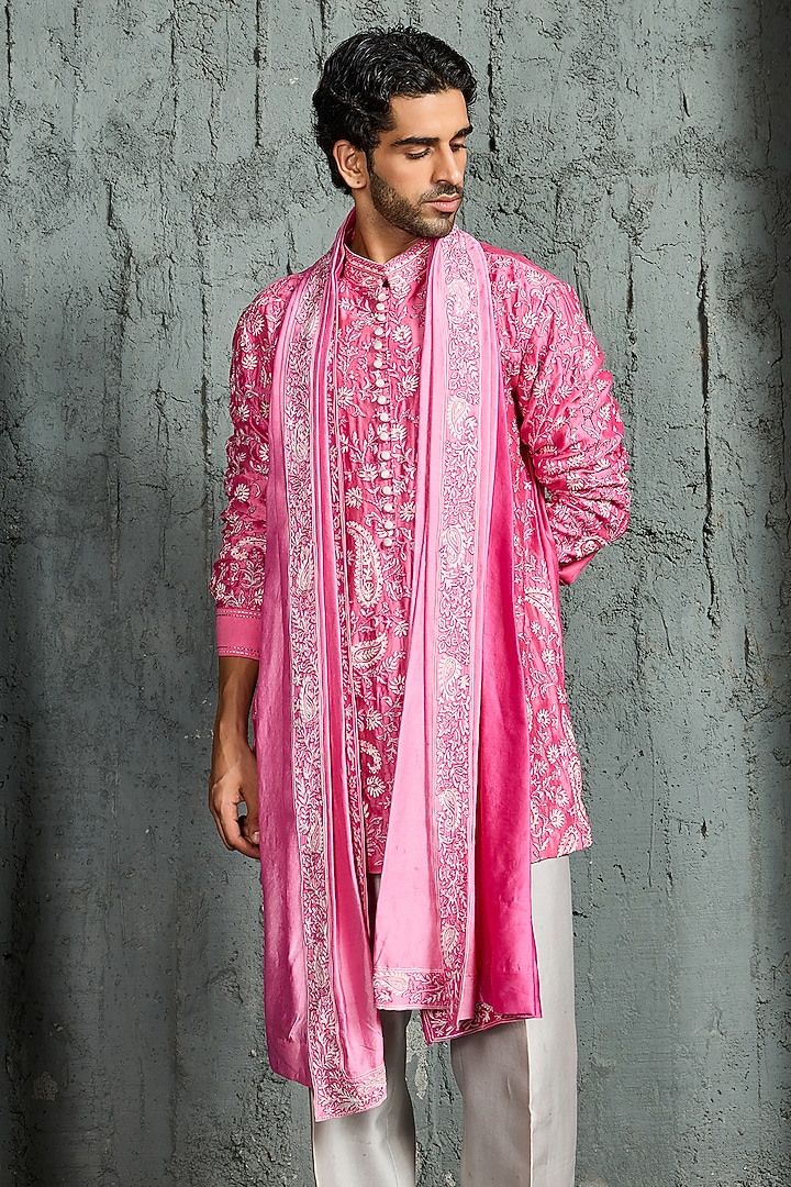 Pink Chanderi Silk Cutdana Embroidered Kurta Set by Sarab Khanijou at Pernia's Pop Up Shop