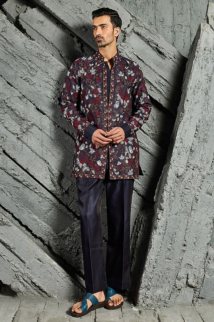 Blue Chanderi Silk Thread Embroidered Kurta Set by Sarab Khanijou at Pernia's Pop Up Shop