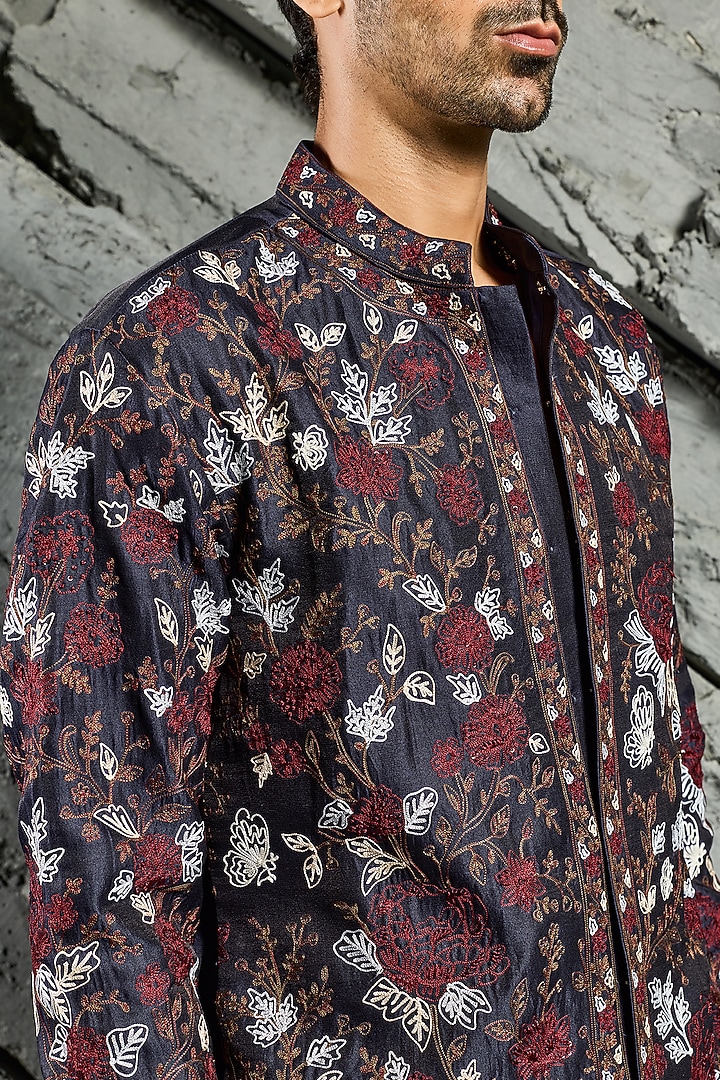 Blue Chanderi Silk Thread Embroidered Kurta Set by Sarab Khanijou at Pernia's Pop Up Shop