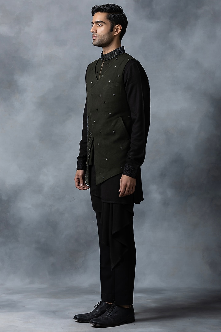 Dark Green Raw Silk & Crepe Embroidered Nehru Set by Sarab Khanijou at Pernia's Pop Up Shop