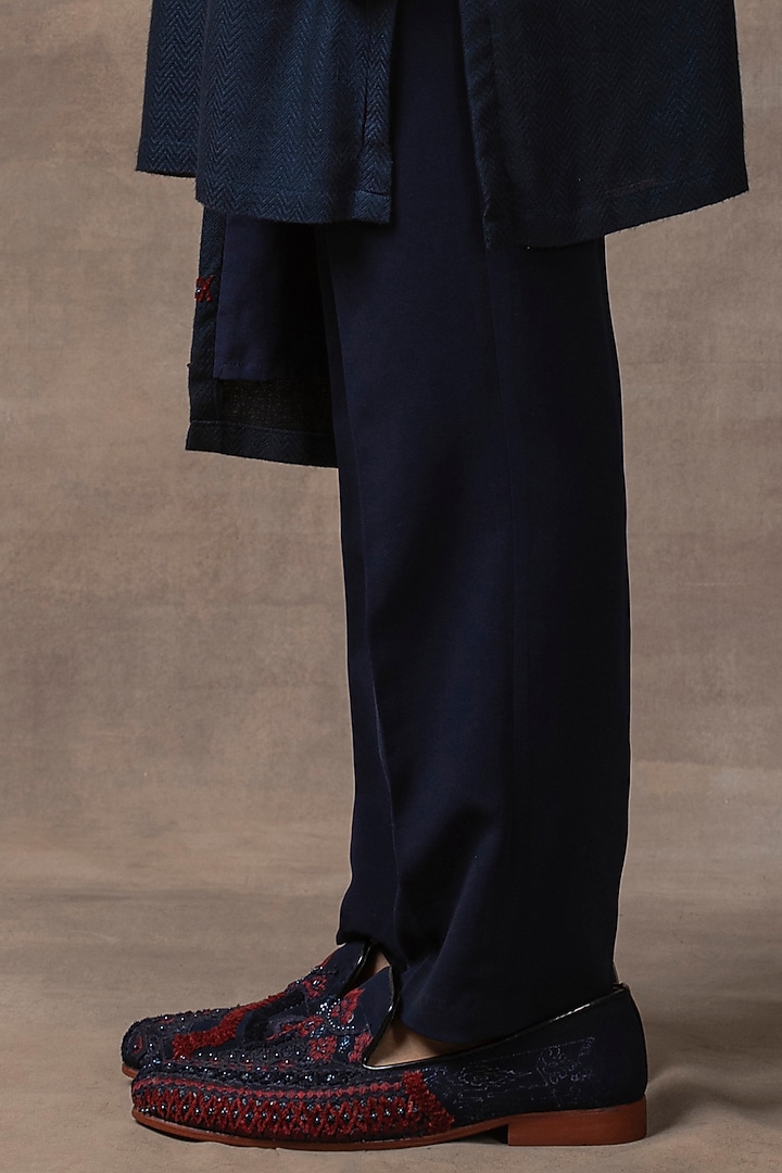 Navy Blue Silk Embroidered Kurta Set by Sarab Khanijou at Pernia's Pop Up Shop