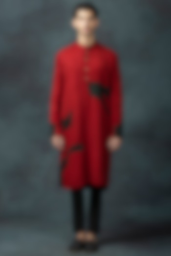 Red Moss Crepe Embroidered Kurta Set by Sarab Khanijou at Pernia's Pop Up Shop