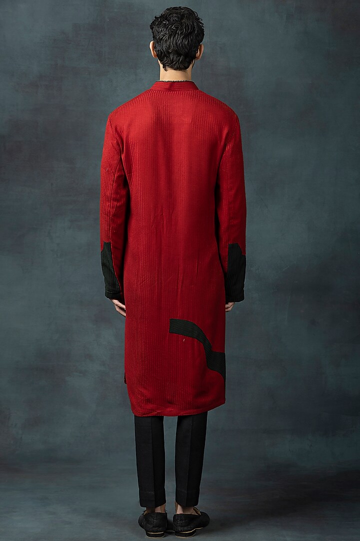 Red Moss Crepe Embroidered Kurta Set by Sarab Khanijou at Pernia's Pop Up Shop