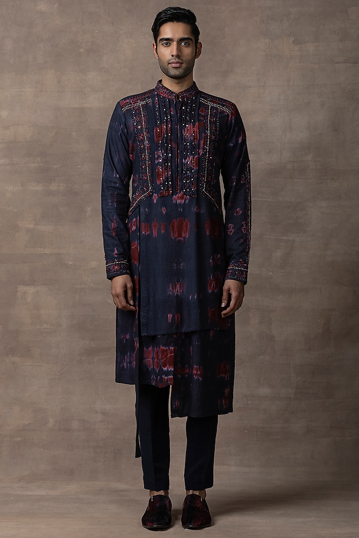 Navy Blue & Red Silk Tie-Dyed Kurta Set by Sarab Khanijou