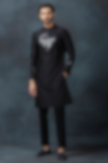 Black Chanderi Silk Kurta Set by Sarab Khanijou at Pernia's Pop Up Shop