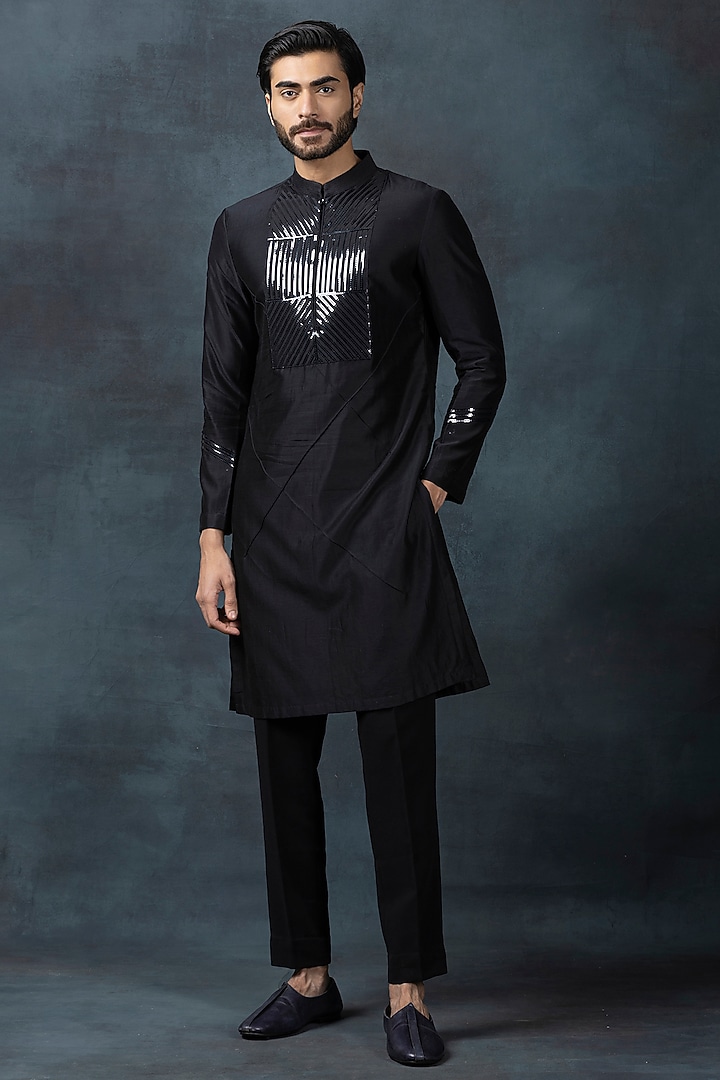 Black Chanderi Silk Kurta Set by Sarab Khanijou at Pernia's Pop Up Shop