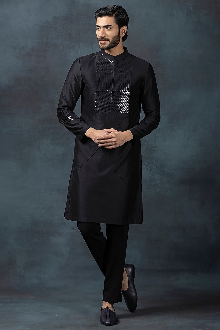 Black Chanderi Silk Kurta Set by Sarab Khanijou at Pernia's Pop Up Shop