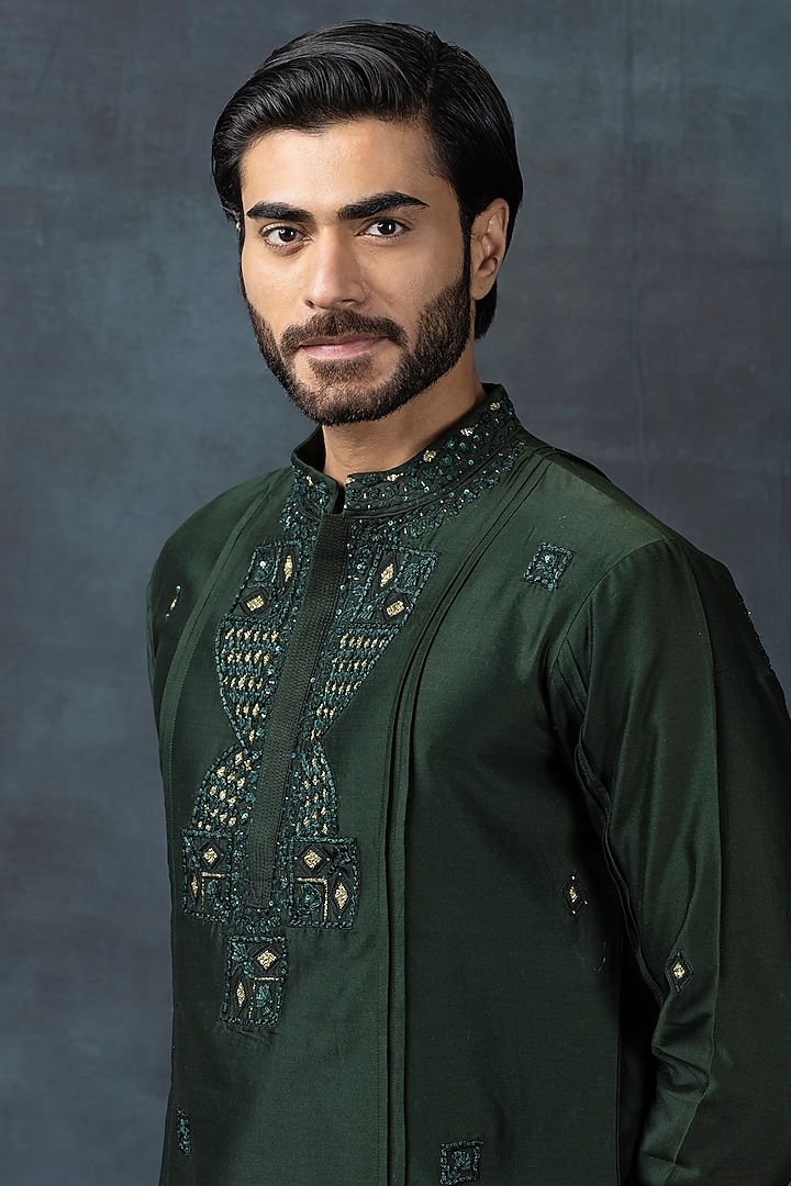 Forest Green Cotton Silk Embroidered Kurta Set by Sarab Khanijou at Pernia's Pop Up Shop